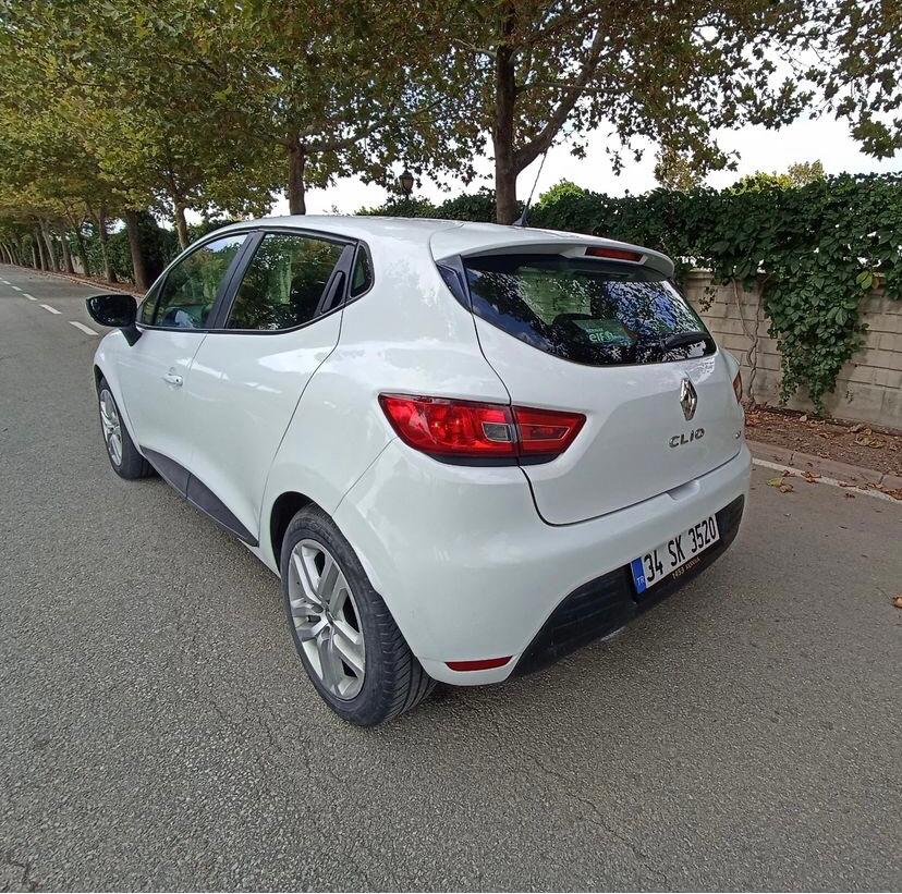 Araçpazarın Rent a Car - Araba Kiralama - Fotoğraf 1